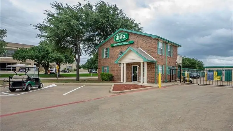 Extra Space Storage, RV storage in Carrollton