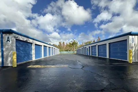 SmartStop Self Storage photo 2