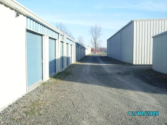 Valley Storage Mall, RV storage in Athens