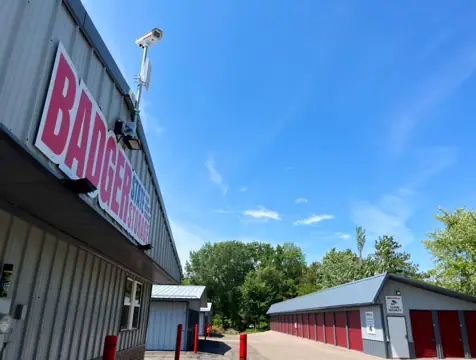 BADGER STATE STORAGE HOULTON photo 2