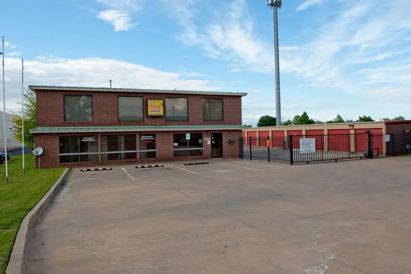 American Self Storage #21, RV storage in Oklahoma City