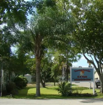 Traveler's Paradise RV Park photo 2