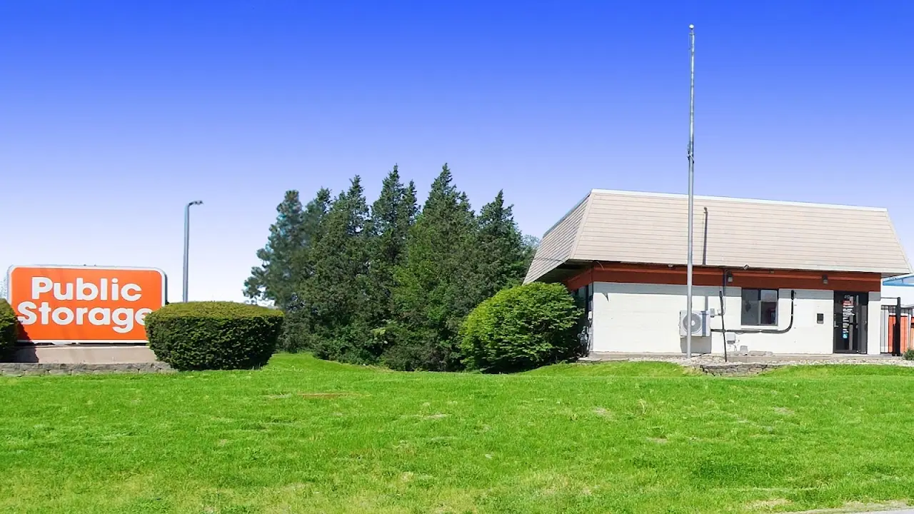 Public Storage, RV storage in Lombard