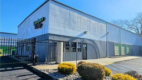 Extra Space Storage in Neptune Township, NJ