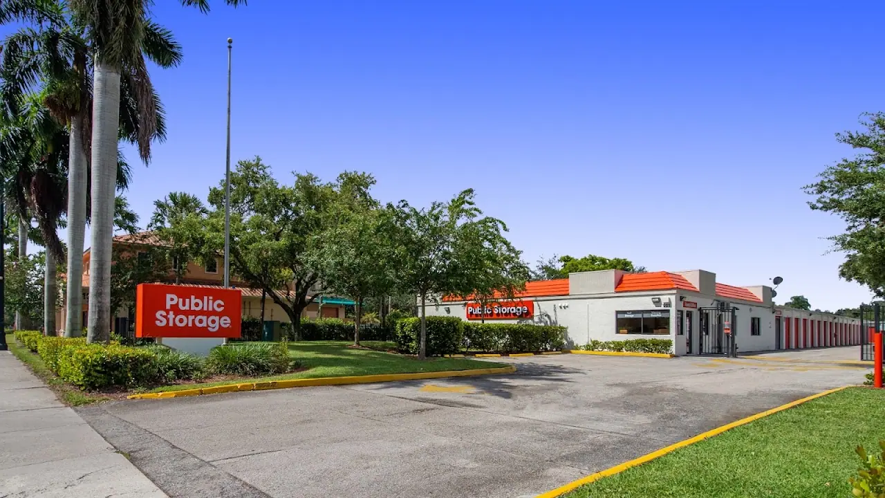Public Storage, RV storage in Plantation