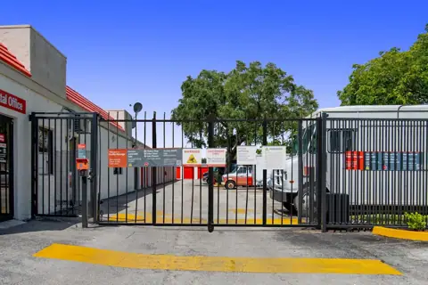 Public Storage photo 3
