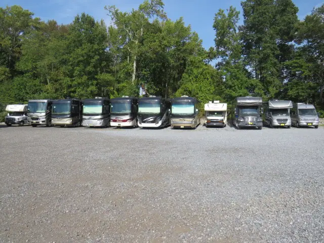 Dylan's Service, RV storage in Sewell
