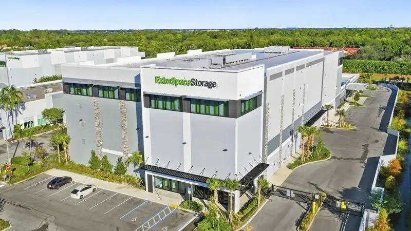 Extra Space Storage, RV storage in Coconut Creek