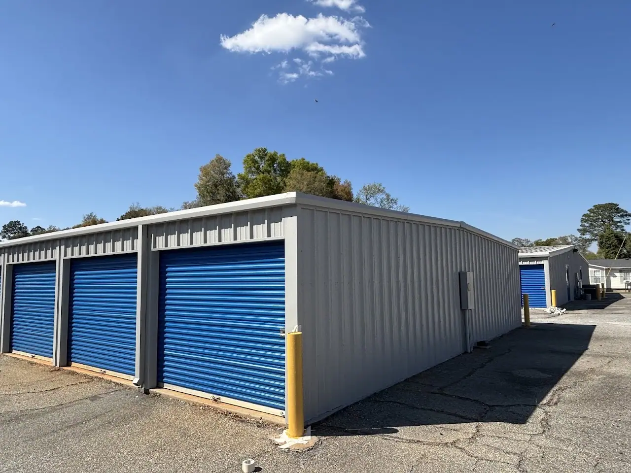 Family Heirloom Storage of Albany, RV storage in Albany