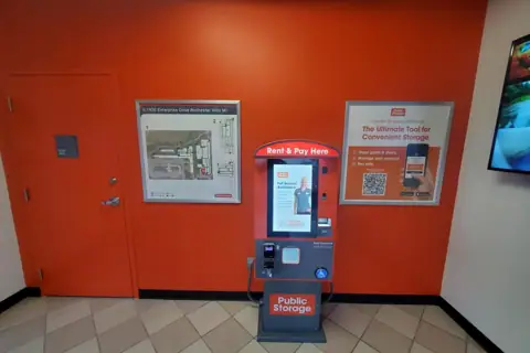 Public Storage photo 3