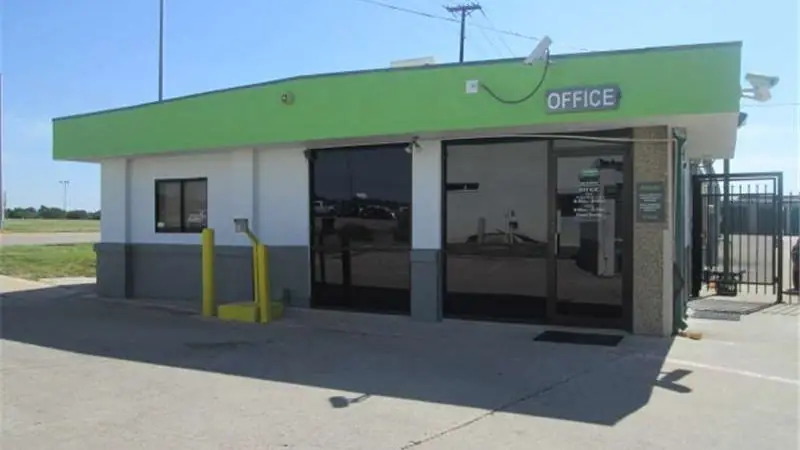 Extra Space Storage, RV storage in Arlington