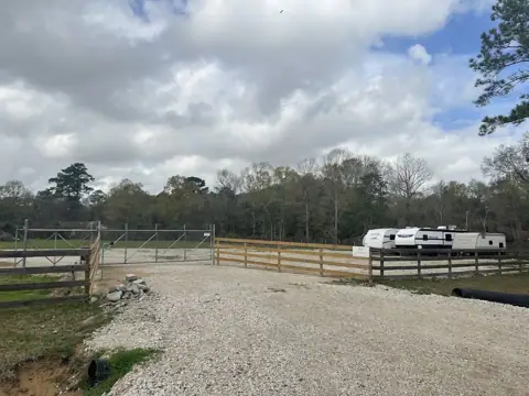 Hideaway Storage and Parking photo 3