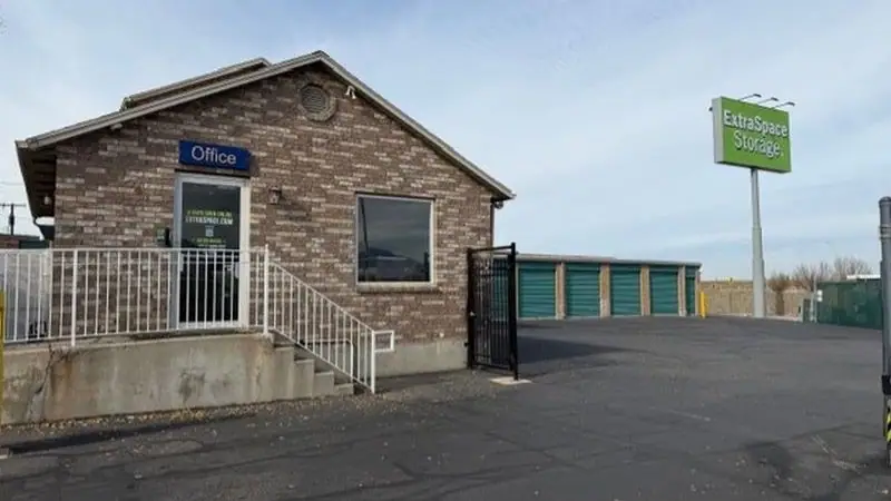 Extra Space Storage, RV storage in Taylorsville
