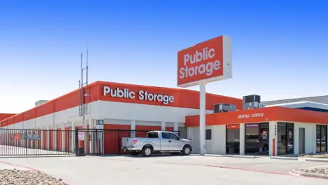 Public Storage photo 2