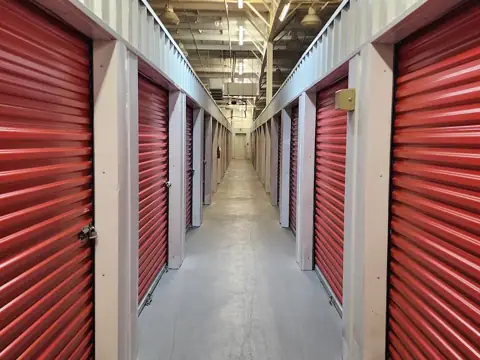 Your Extra Closet - Oxford photo 2