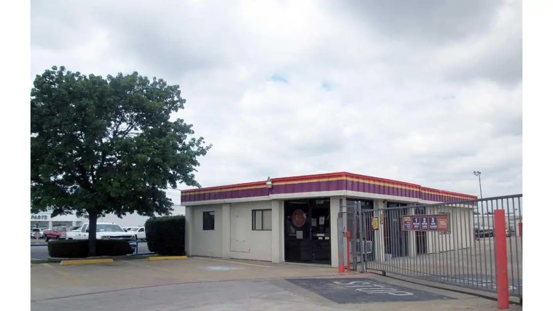 Public Storage, RV storage in North Richland Hills