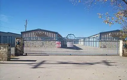 Alta Vista Self Storage in Fort Worth, TX