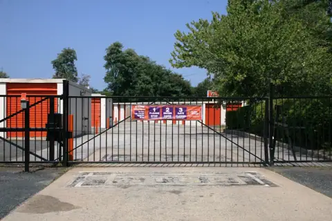 Public Storage photo 2