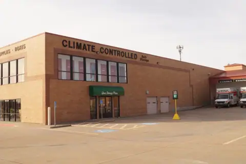 Self-Storage at U-Haul in Plano, TX