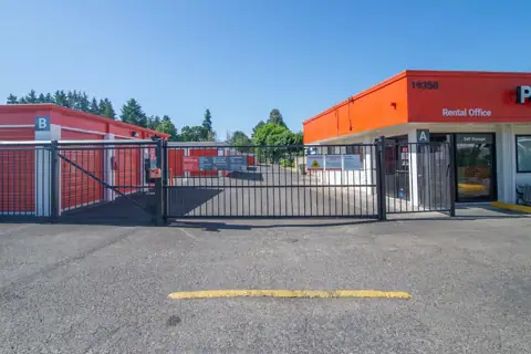 Public Storage photo 3