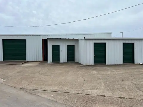 Safe and Secure Storage of Hewitt photo 3