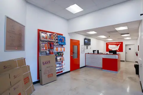 Public Storage photo 2