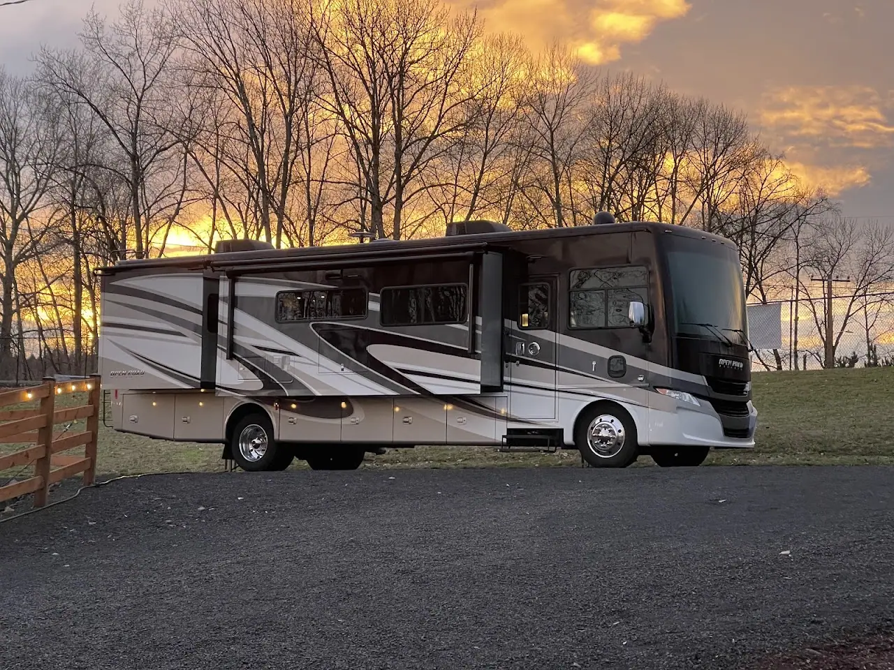 Willow Grove Boat & RV Storage, RV storage in Longview