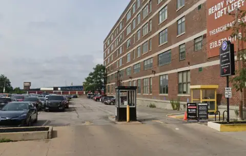 Neighbor Monthly Parking in Cleveland, OH