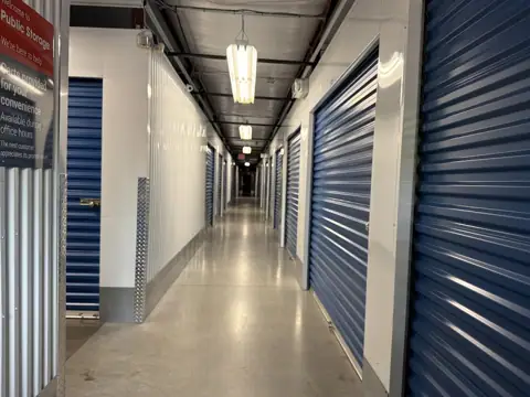 Public Storage photo 2