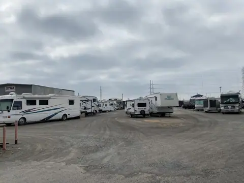 Hayward RV Storage photo 3