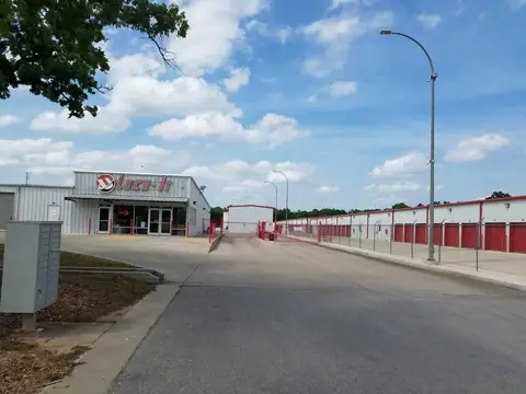 ULock-It Self Storage in Cedar Creek, TX