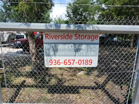 Riverside Storage photo 2