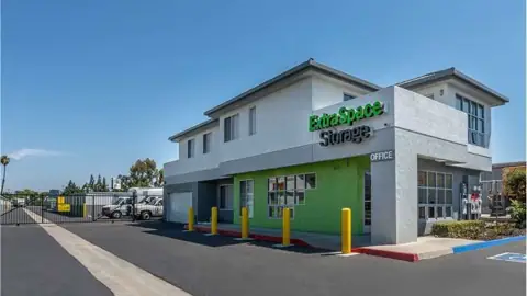 Extra Space Storage in Anaheim, CA