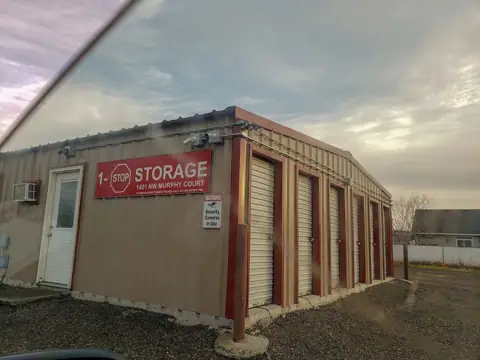 1 Stop Storage photo 3