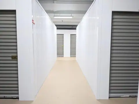 Red Pepper Climate Controlled Storage - Covered RV and Boat Storage- Pull Thru Parking photo 2