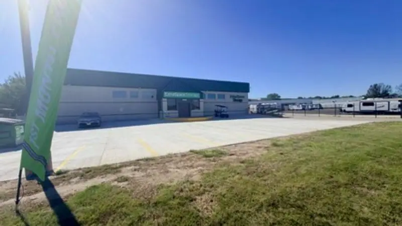 Extra Space Storage, RV storage in Omaha