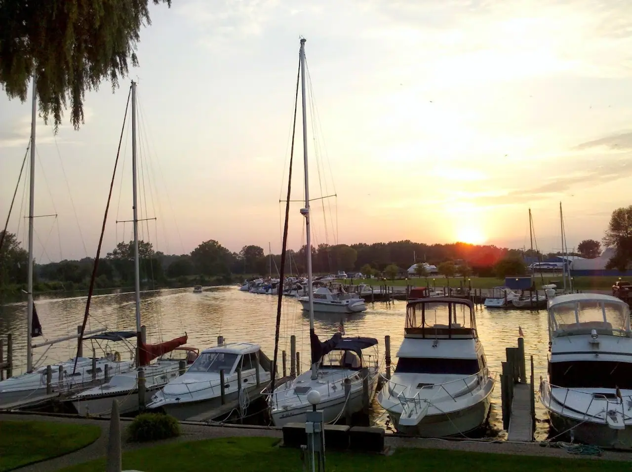 RiverBend Marina, RV storage in Harrison Township