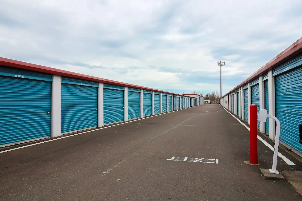 Walnut Blvd Self Storage, RV storage in Corvallis