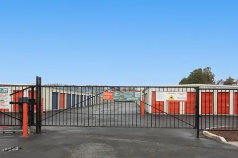Public Storage photo 2