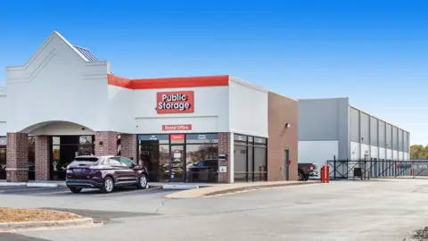 Public Storage in Waterford Township, MI