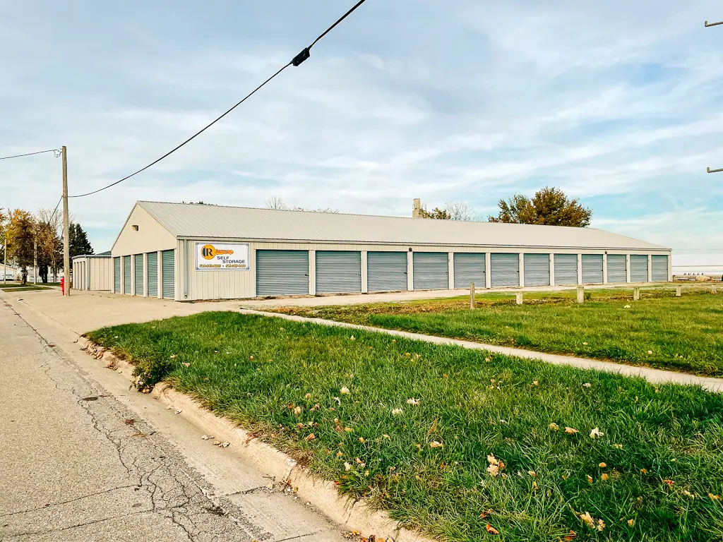 R MiniStorage, RV storage in Baxter