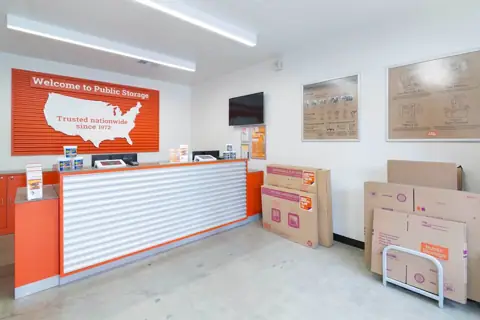 Public Storage photo 2