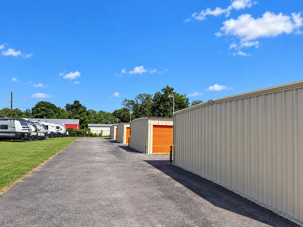 Stallion Storage - Lake Jackson, RV storage in Lake Jackson
