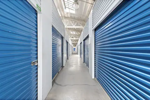Instorage Self Storage in Torrance, CA