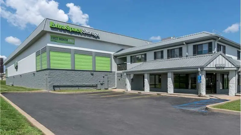 Extra Space Storage, RV storage in St. Louis