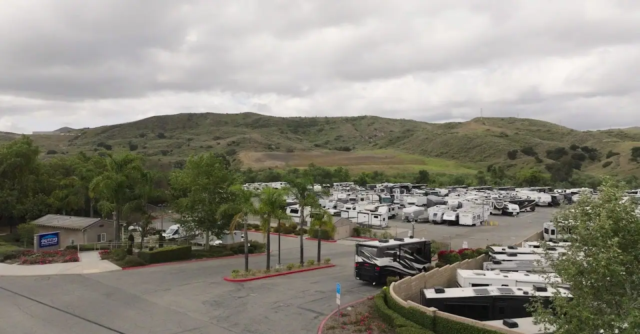 Outrig Storage Simi Valley, RV storage in Simi Valley