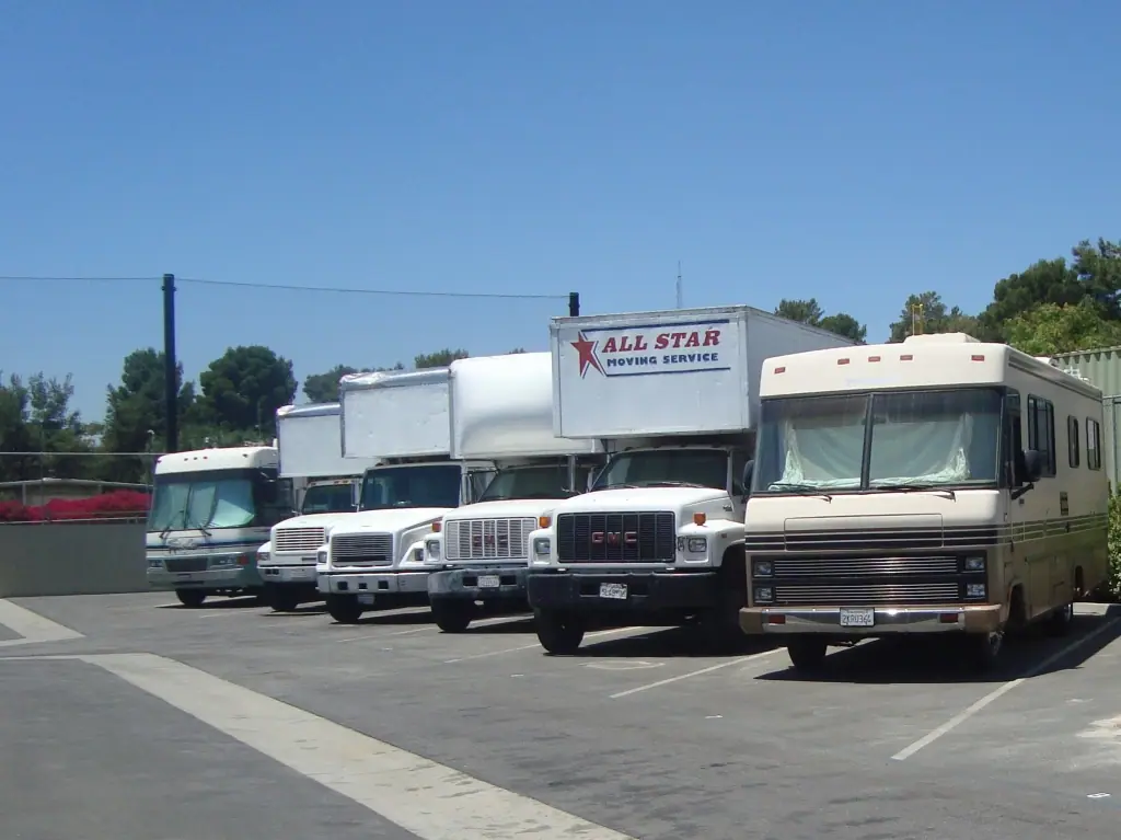 Mission Hills Self Storage, RV storage in Mission Hills