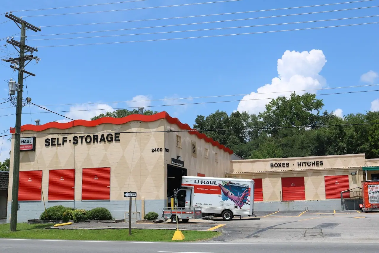 Self-Storage at U-Haul, RV storage in Danville
