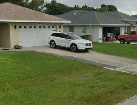 18th Terrace RV Storage in Cape Coral, FL