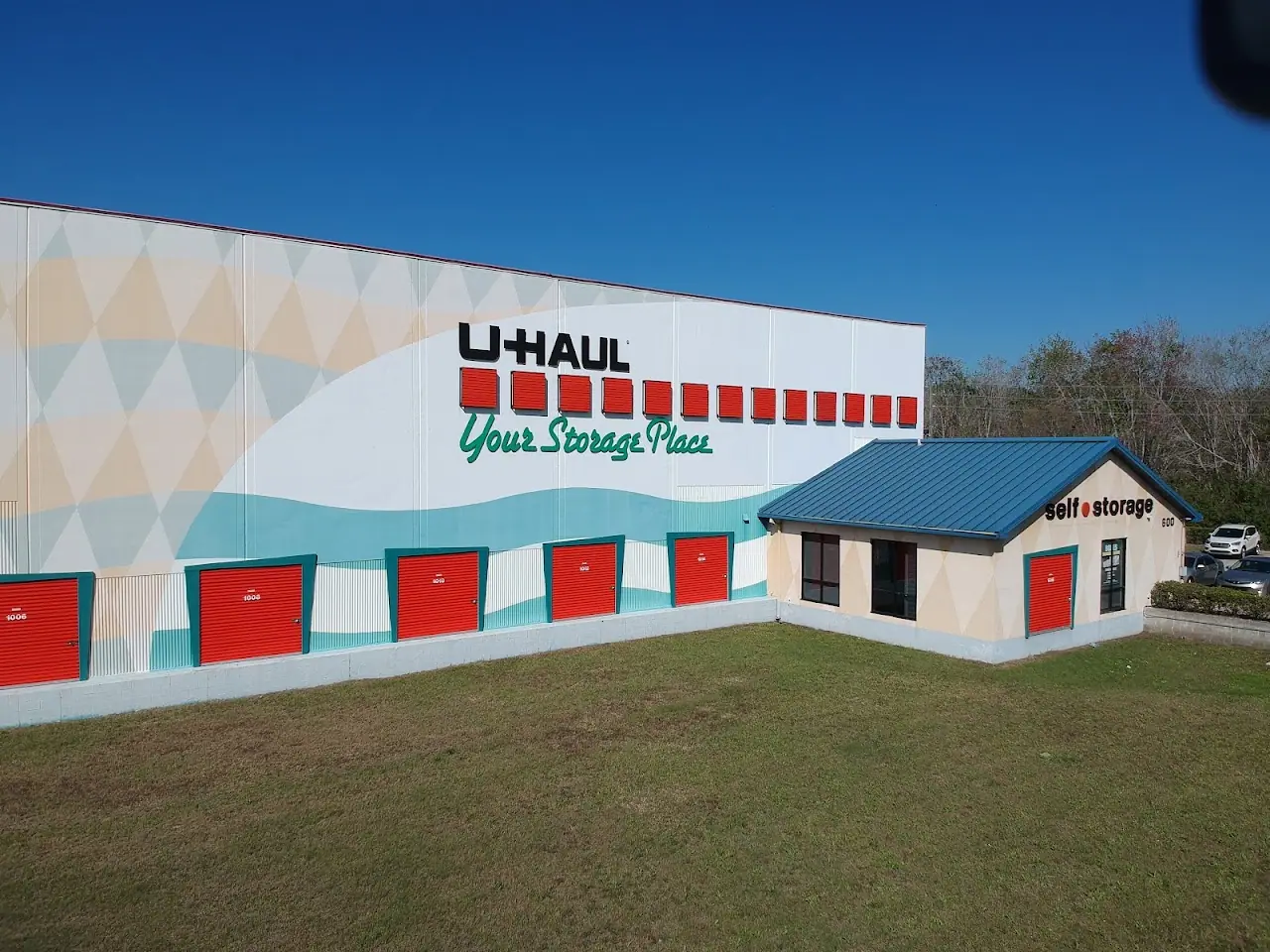 Self-Storage at U-Haul, RV storage in Orlando